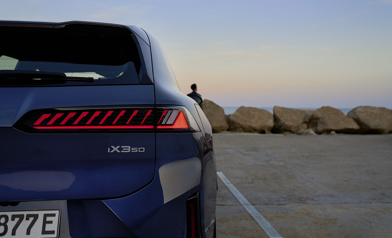 iX3 2